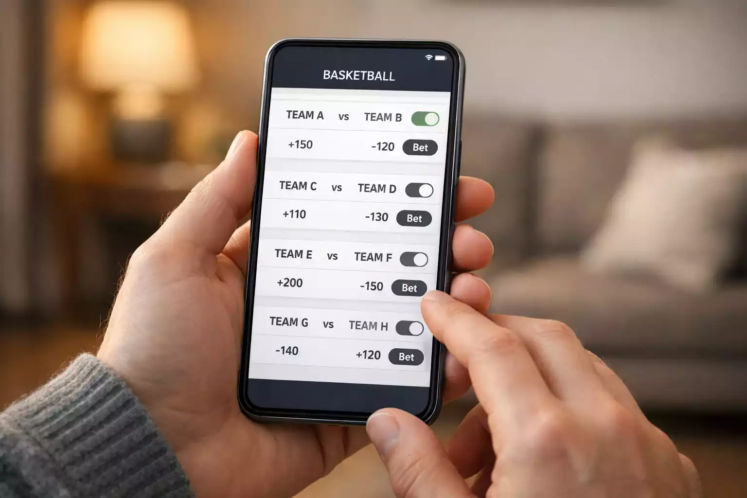Persona revisando diferentes mercados de apuestas de baloncesto en un dispositivo móvil